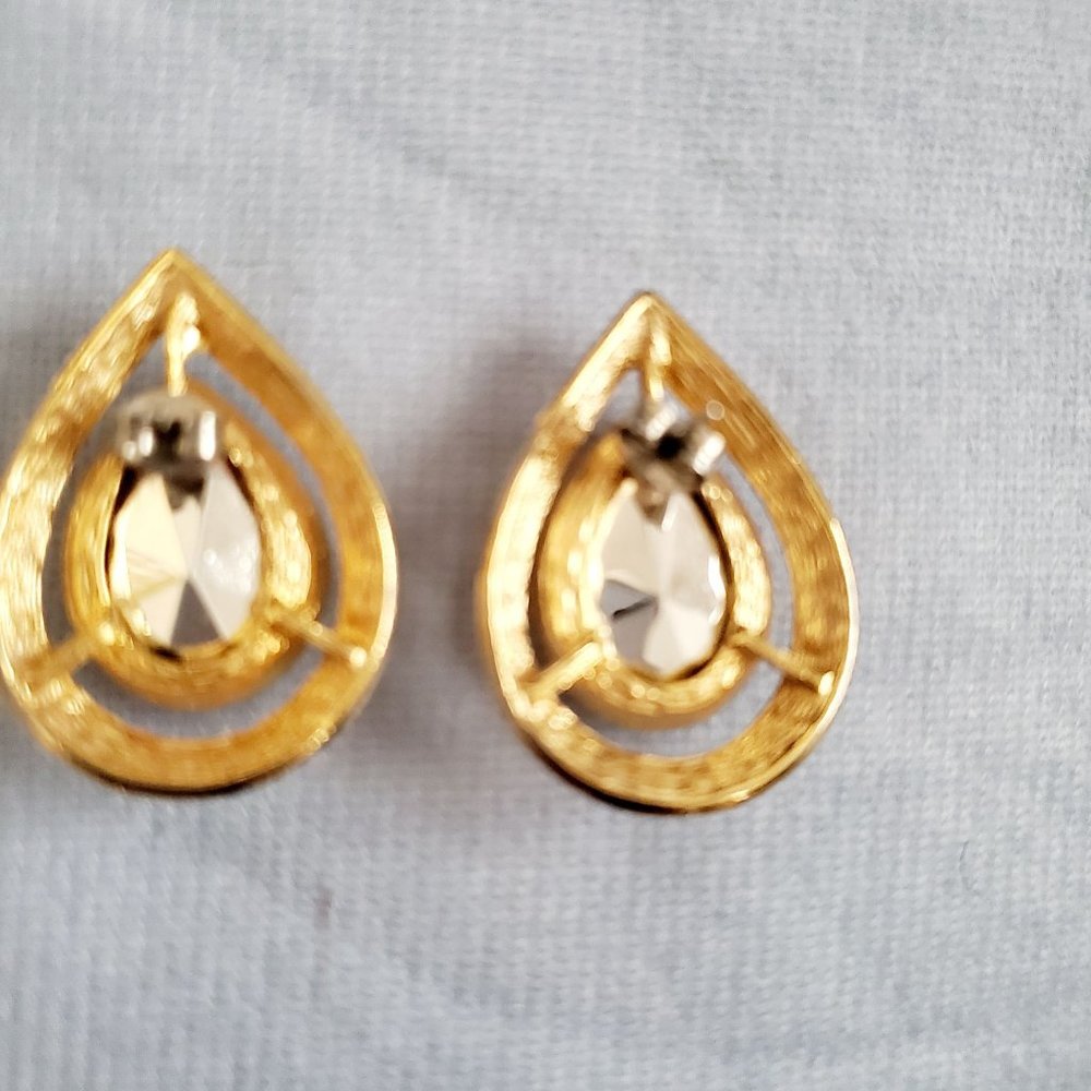 Women's‎ Fashion Jewelry Gold-Tone Emerald Water Drop Shape Earrings - Picture 4 of 9